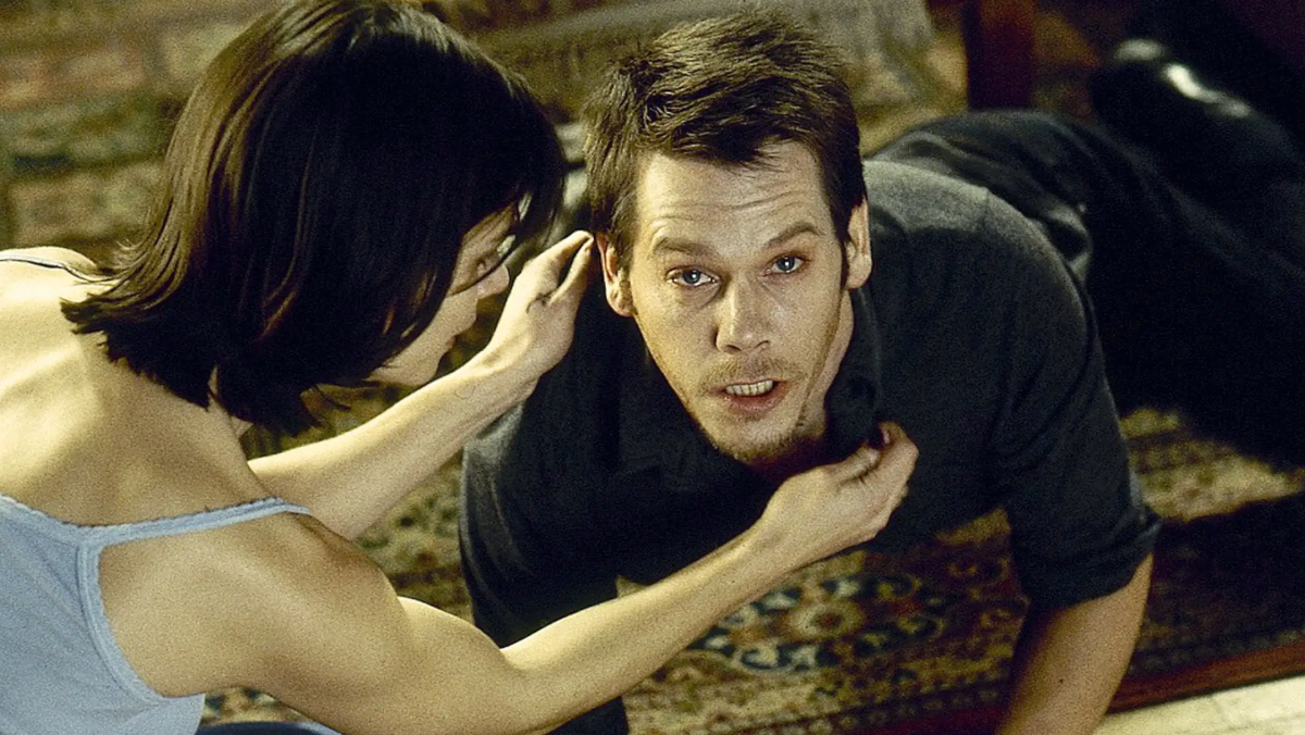 Stir of Echoes (1999) review